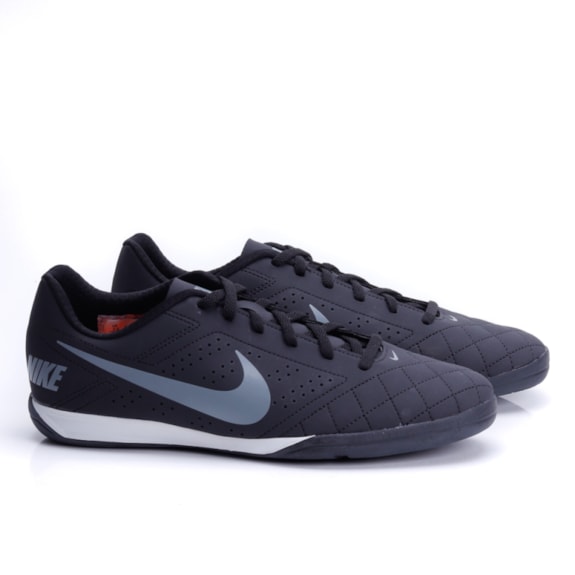 Chuteira de Salão Indoor Beco 2 Nike Masculino - PRETO/CINZA