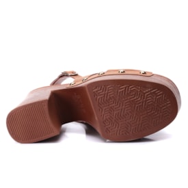 Sandália Feminina Dakota Plataforma com Tarrachas DB032