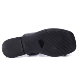 Tamanco Feminino Beira Rio Rasteiro com Detalhe no Dedo 8506.209