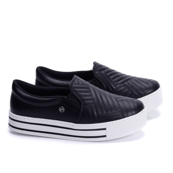 Tênis Slip On Feminino Via Marte - PRETO